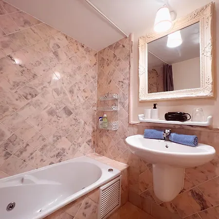 Wonderful Townhouse In Mar, Pool, Free Parking, Ocean! Pm6
