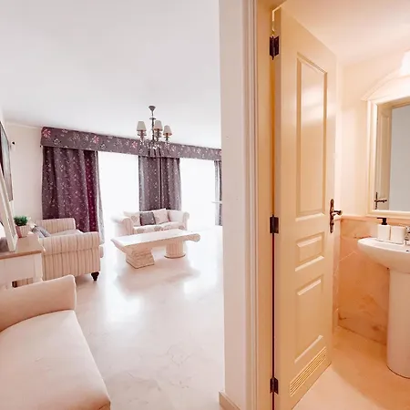 Apartment Wonderful Townhouse In Mar, Pool, Free Parking, Ocean! Pm6