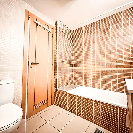 Apartment Wonderful Townhouse In Mar, Pool, Free Parking, Ocean! Pm6
